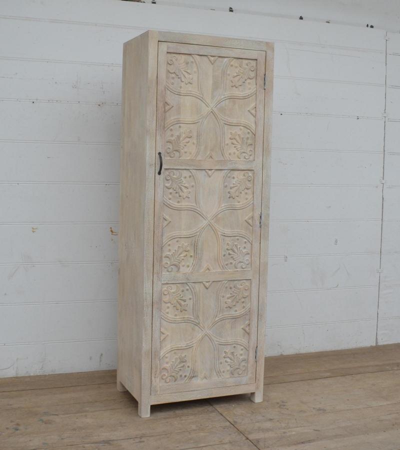 WOODEN ALMIRAH