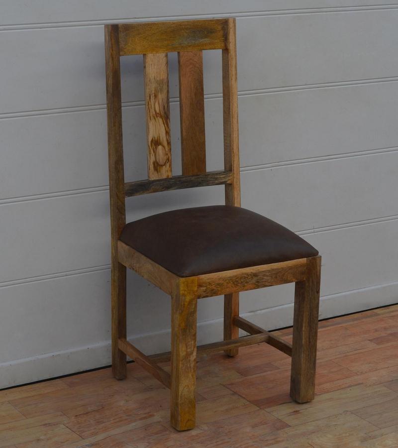 WOODEN CHAIR