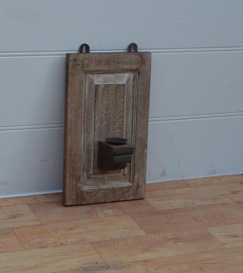 WOODEN WALL CANDLE HOLDER