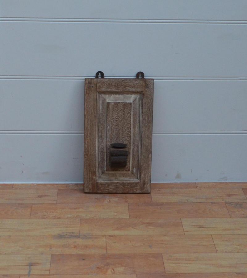 WOODEN WALL CANDLE HOLDER