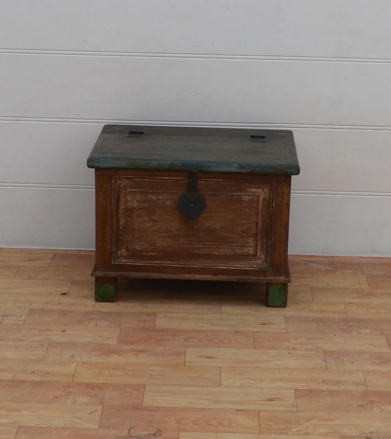 SOLID RECLAIMED WOOD BOX TRUNK