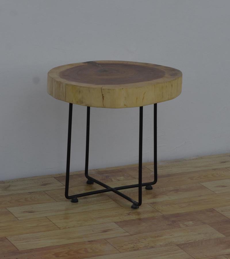 WDN+IRON STOOL