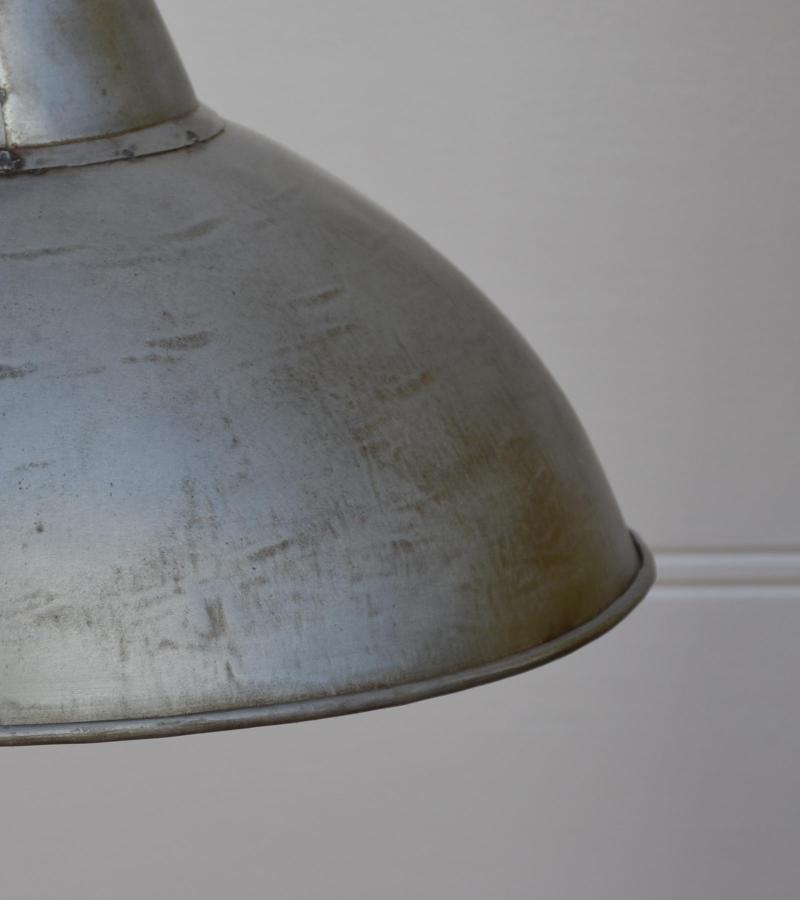 METAL PENDANT CEILING FIXTURE