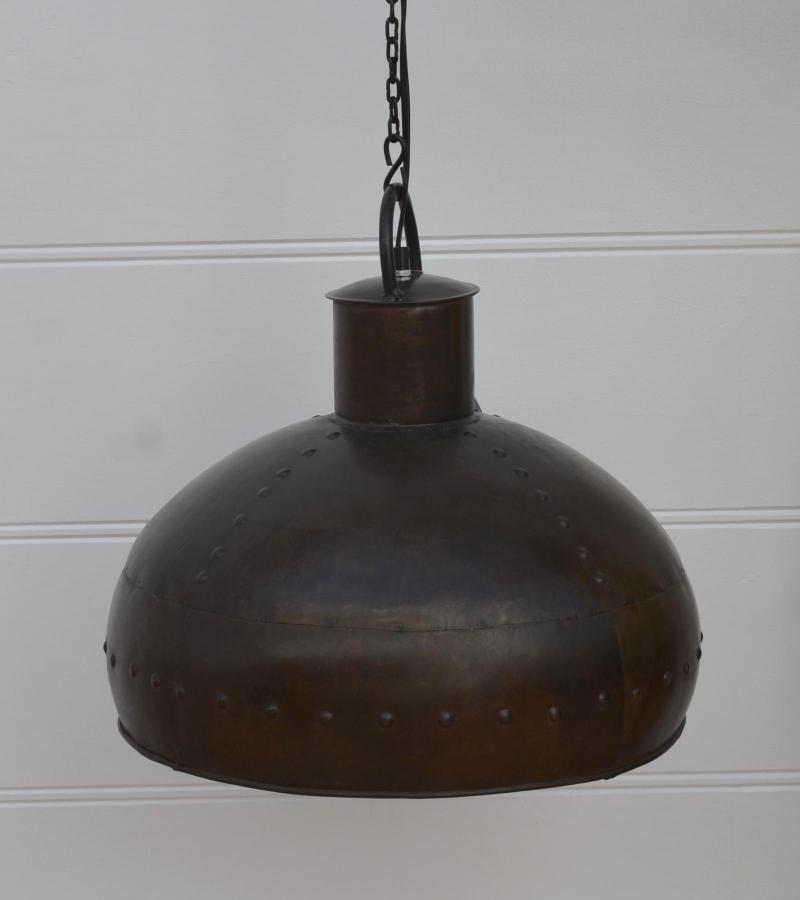 METAL HANGING LIGHT W/ RIVETS