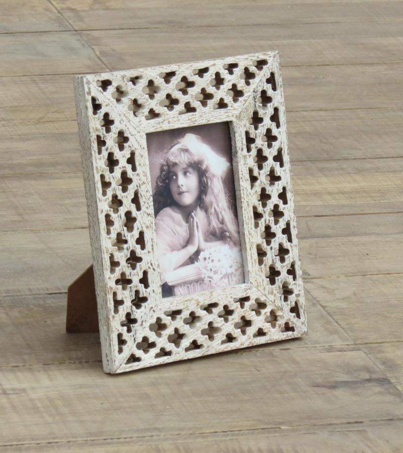 WOODEN PHOTOFRAME