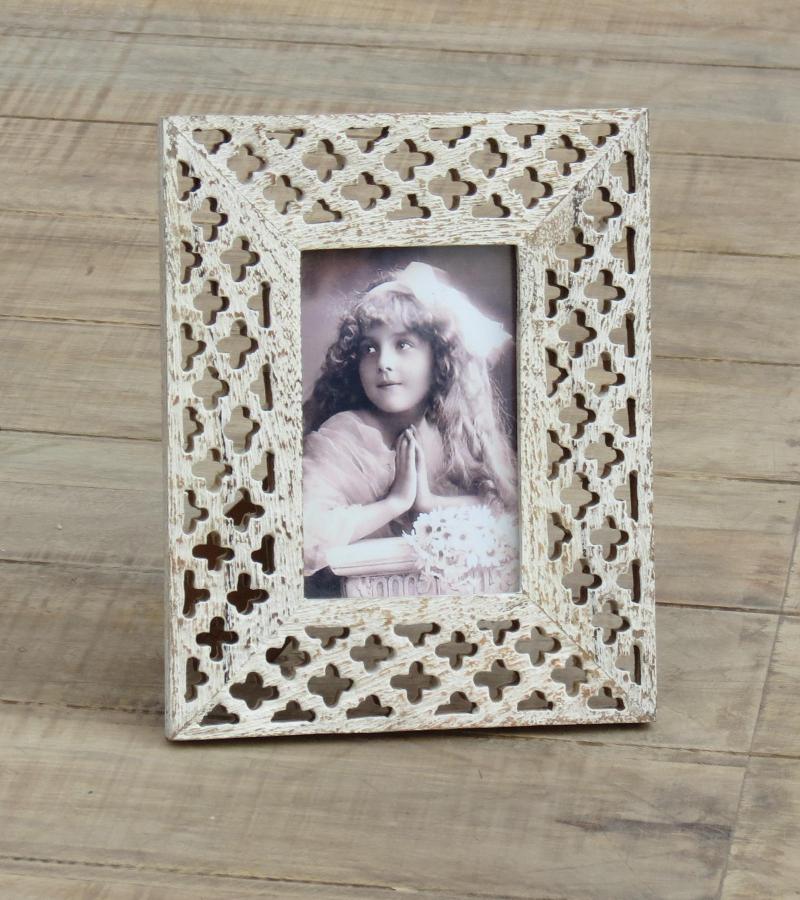WOODEN PHOTOFRAME
