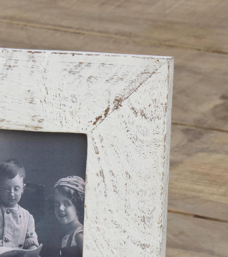 WOODEN PHOTOFRAME