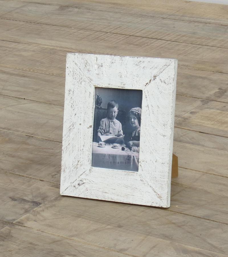 WOODEN PHOTOFRAME