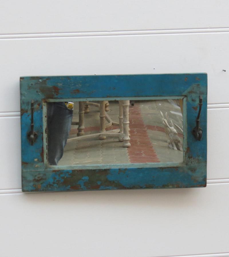 Frame glass with hook