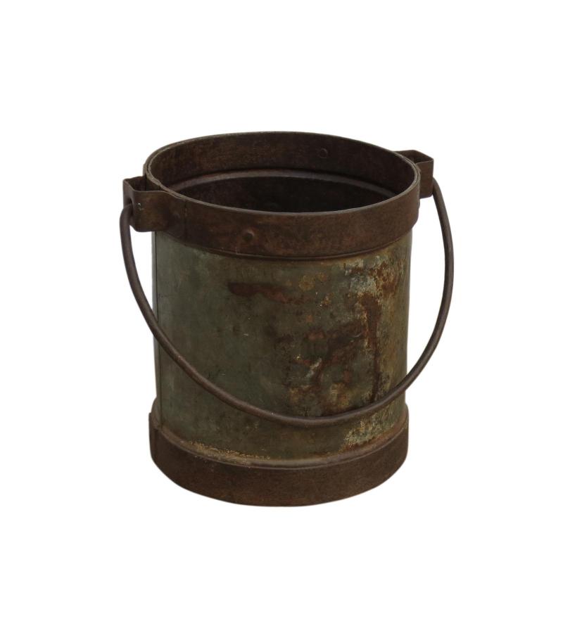 iron well bucket 