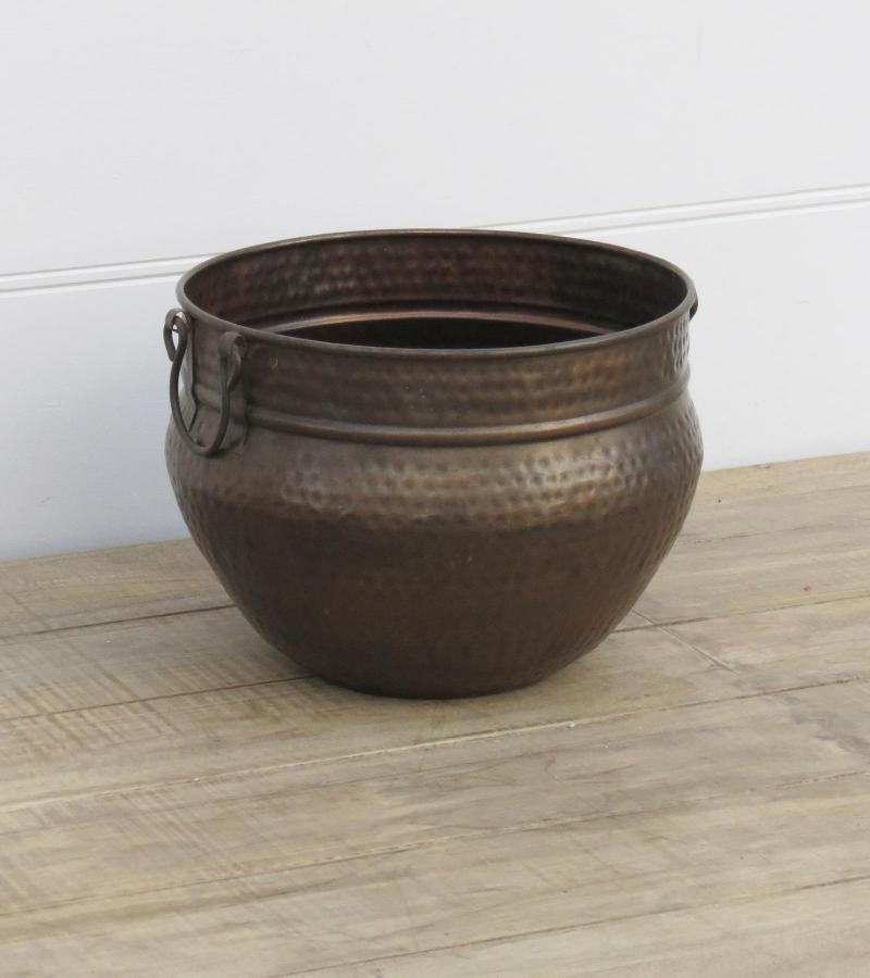 IRON POT