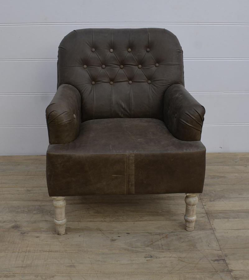 FULL HIDE LEATHER UPHOLSTERED CHAIR