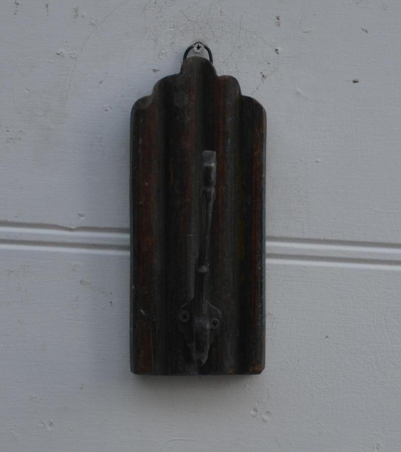 WOODEN HANGER