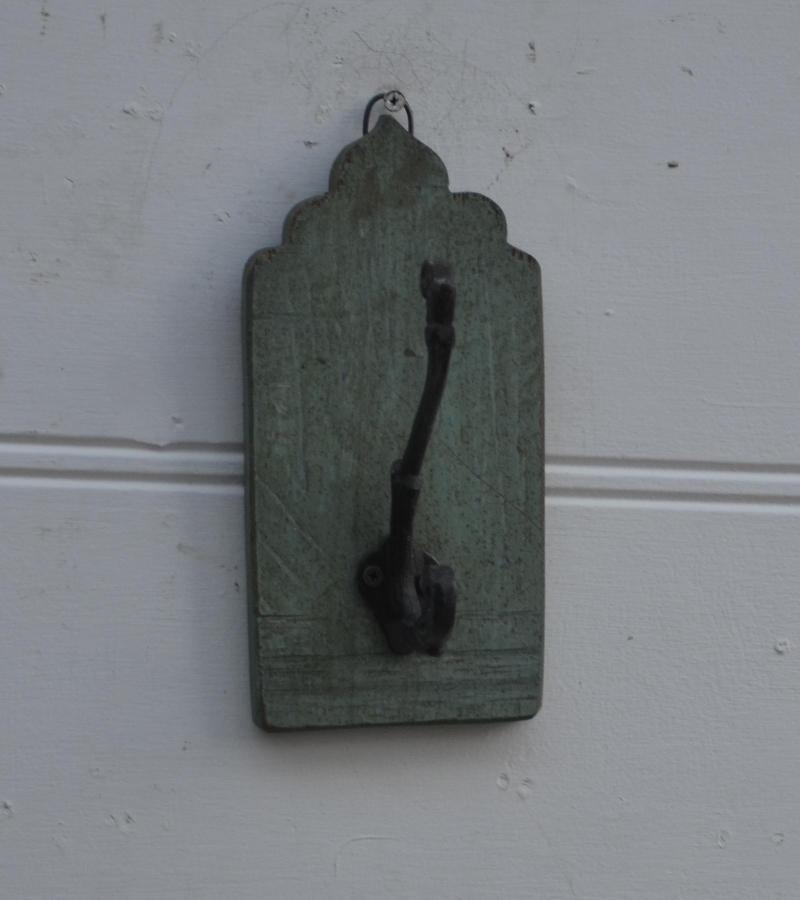 WOODEN HANGER