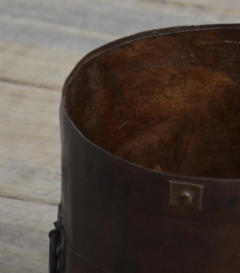 IRON POT