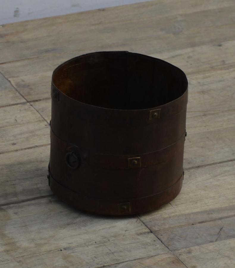 IRON POT