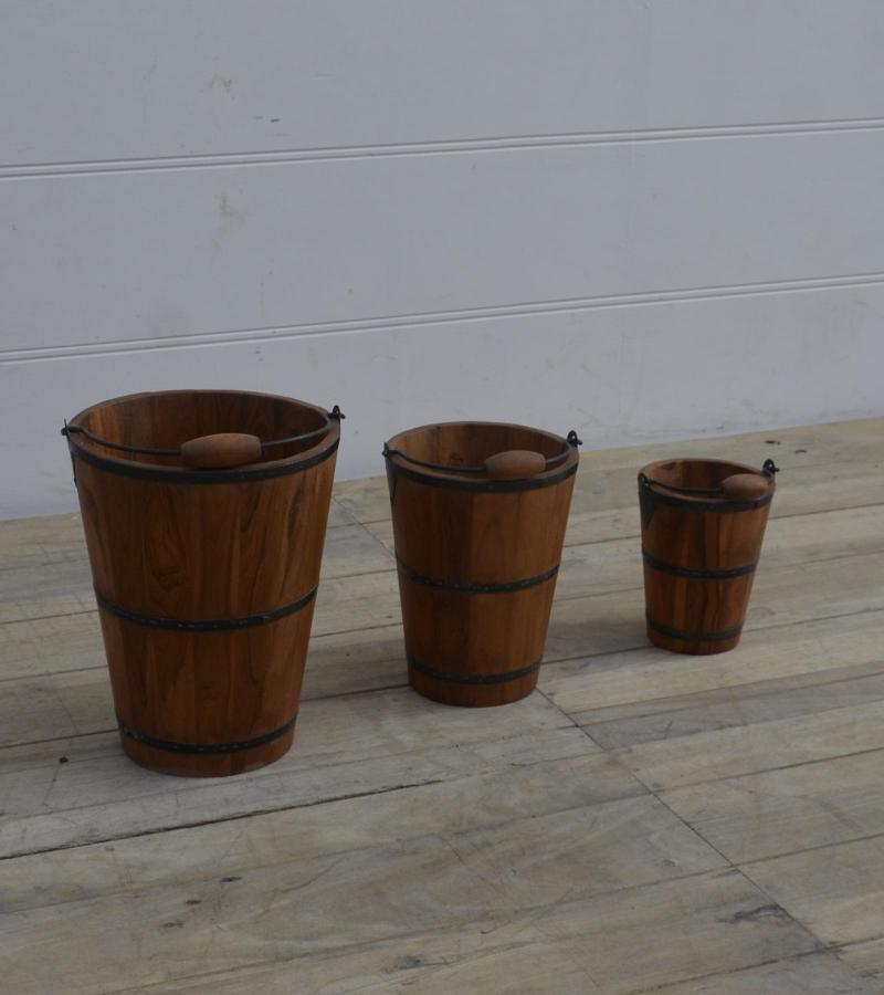 WOODEN BASKET