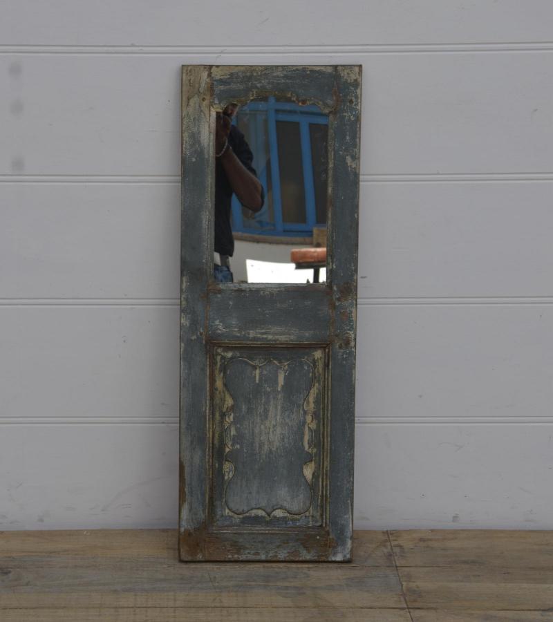 WOODEN MIRROR 