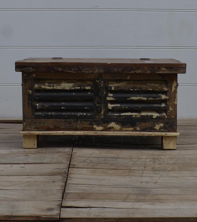 SOLID RECLAIMED WOOD TRUNK COFFEE TABLE