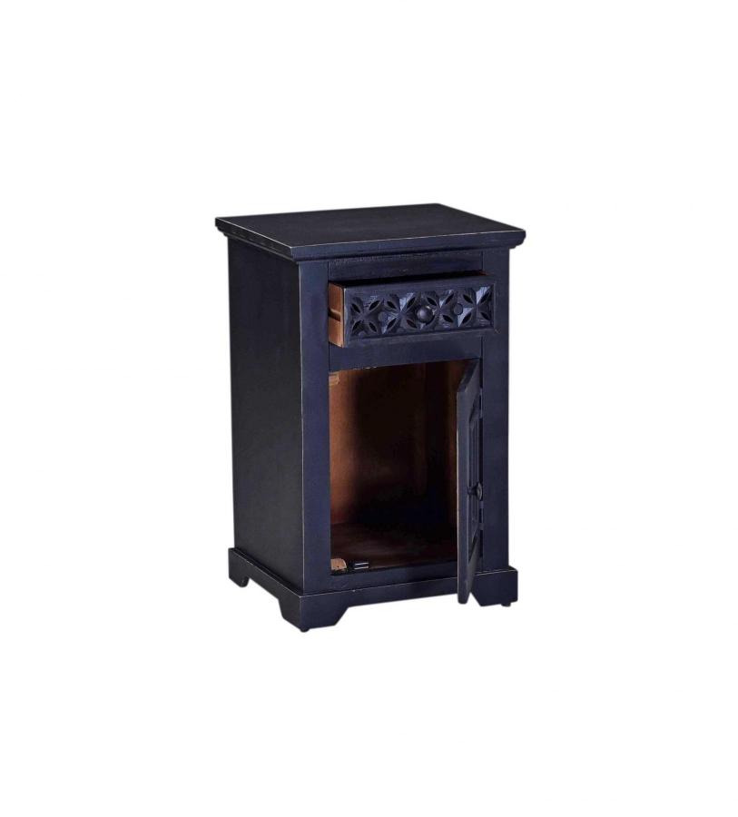 CARVED WOOD END TABLE / NIGHTSTAND