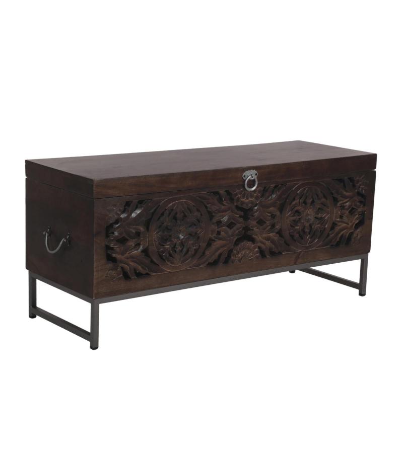 CARVed trunk / coffee table 