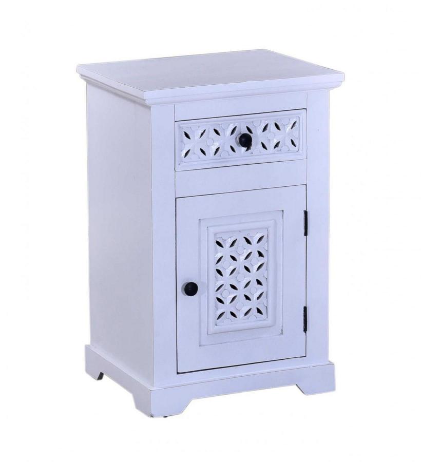 CARVED WOOD END TABLE / NIGHTSTAND