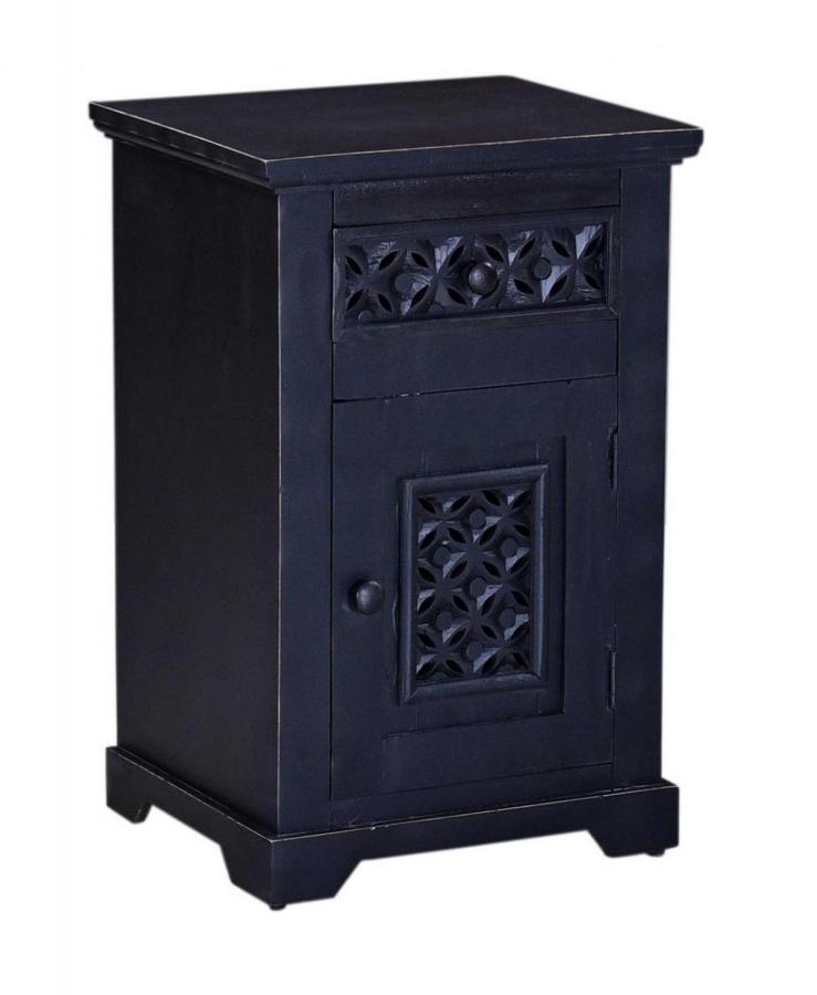 CARVED WOOD END TABLE / NIGHTSTAND