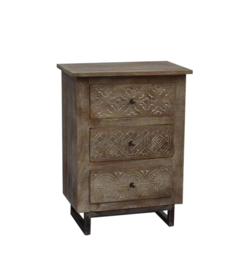 SOLID HAND CARVED WOOD 3 DRAWER NIGHTSTAND / END TABLE