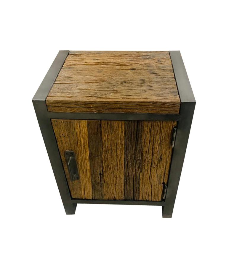 SOOD & IRON SIDE TABLE