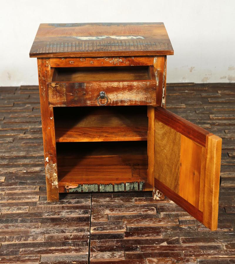 SOLID RECLAIMED TEAK WOOD NIGHTSTAND END TABLE W/ CARVED FISH