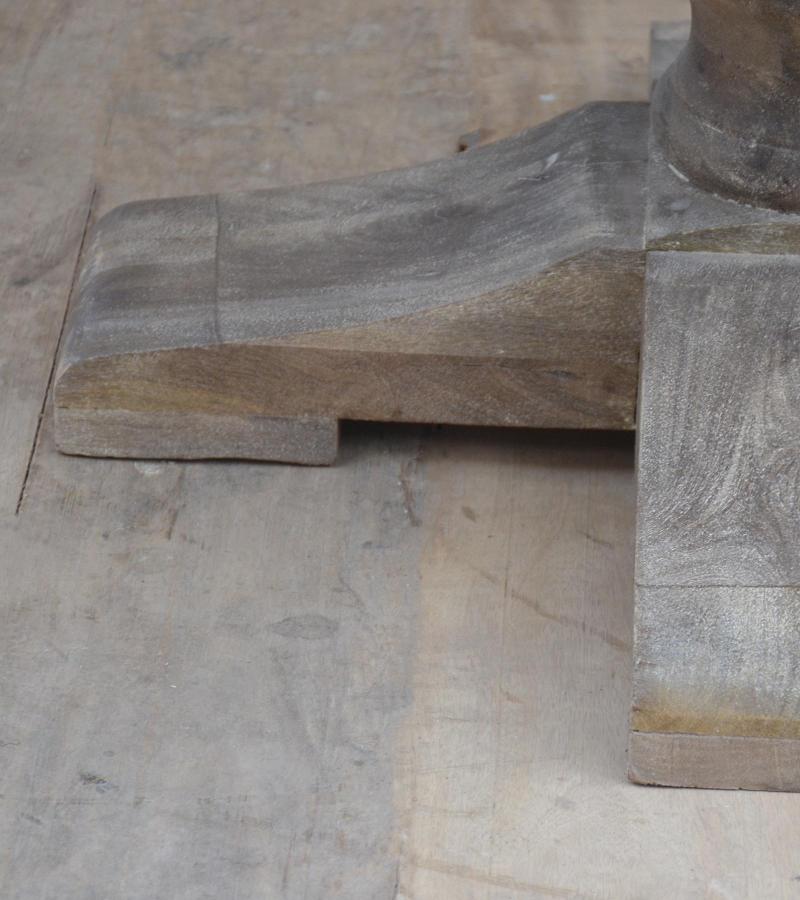 SOLID WOOD ROUND DINING TABLE