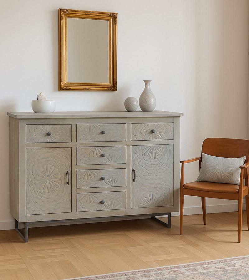 HAND CARVED SOLID WOOD 6 DRAWER & 2 DOOR SIDEBOARD