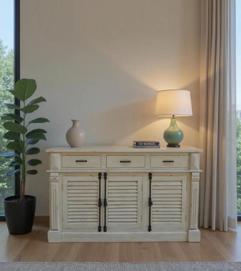 SOLID WOOD SIDEBOARD W/ 3 LOUVRED DOORS & 3 DRAWERS