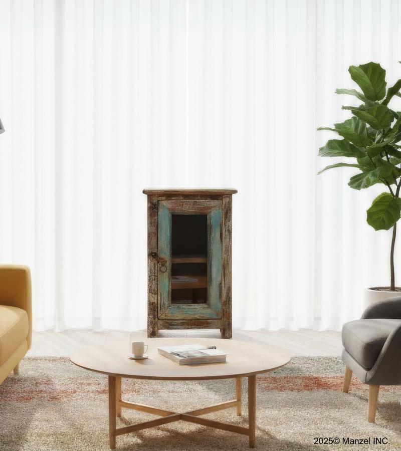WOODEN SHOWCASE