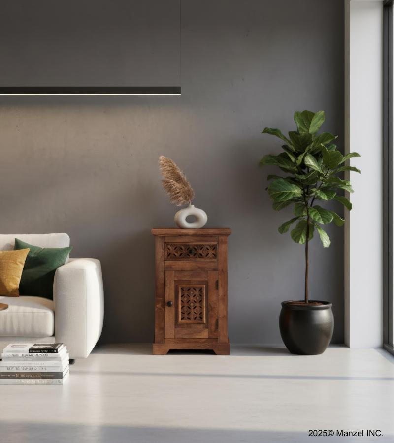 CARVED WOOD END TABLE / NIGHTSTAND