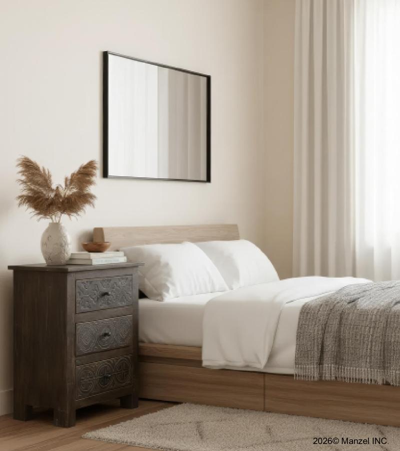 SOLID HAND CARVED WOOD NIGHTSTAND / END TABLE 3 DRAWERS