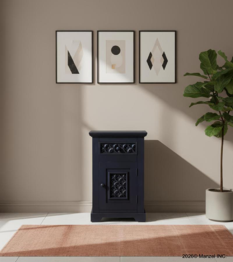 CARVED WOOD END TABLE / NIGHTSTAND