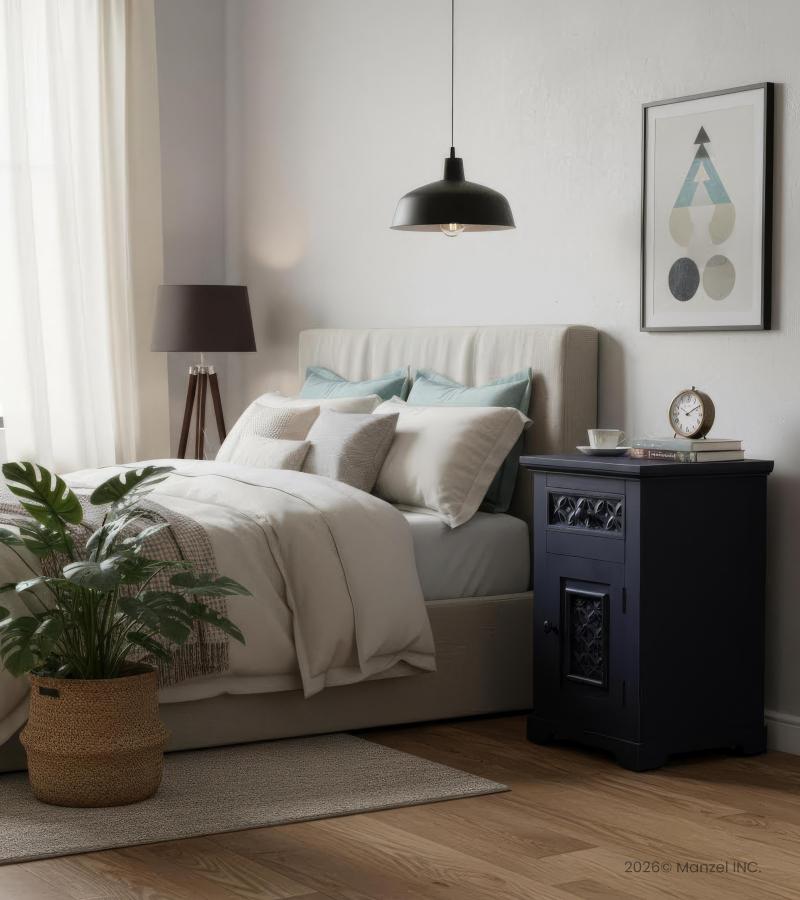 CARVED WOOD END TABLE / NIGHTSTAND