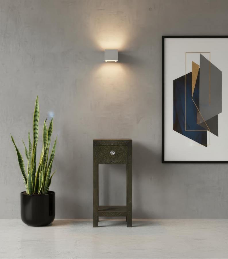 SOLID WOOD & IRON END TABLE