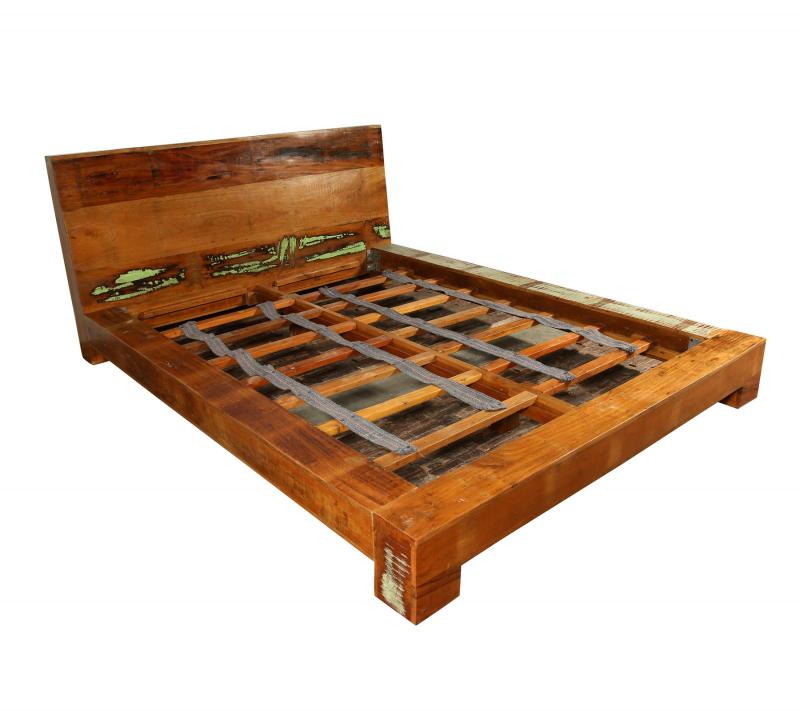 QUEEN SOLID RECLAIMED TEAK WOOD BED