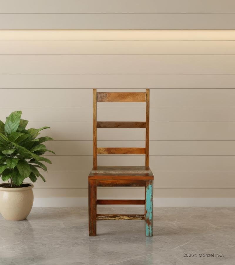 WOODEN CHAIR