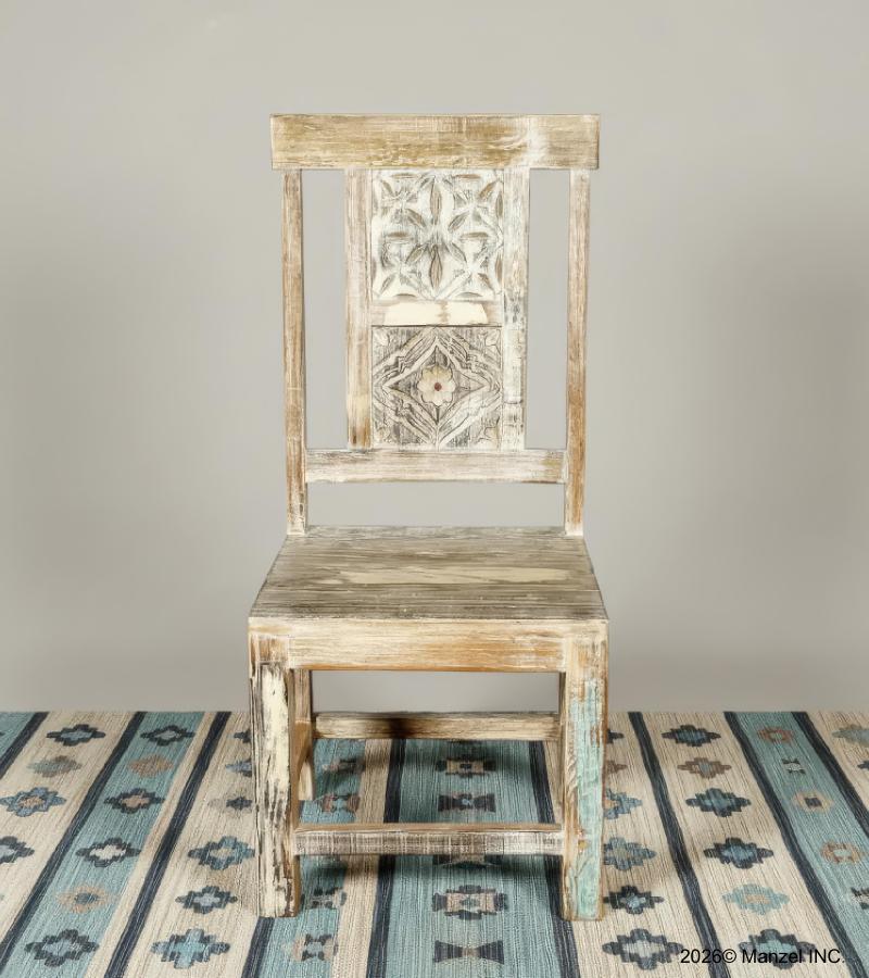 WOODEN CHAIR 