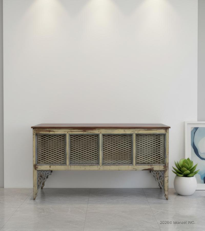 WOODEN TABLE 
