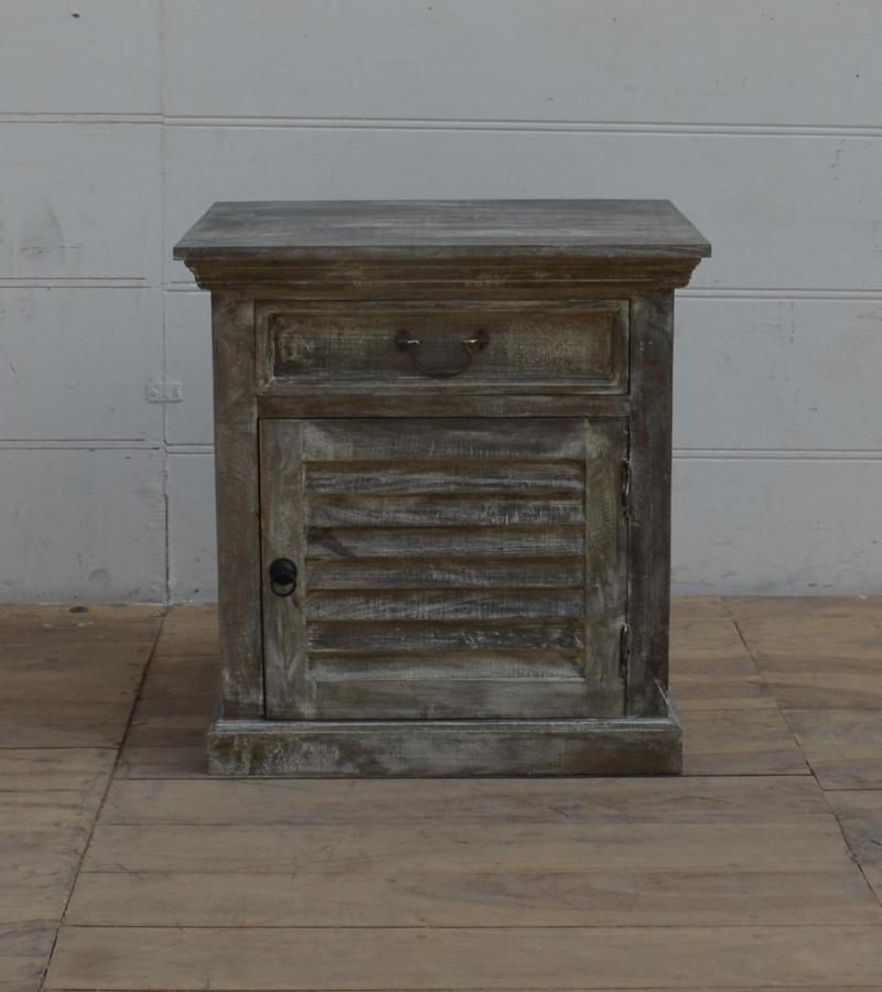 SOLID WOOD END TABLE / NIGHTSTAND W/ 1 DRAWER & 1 DOOR