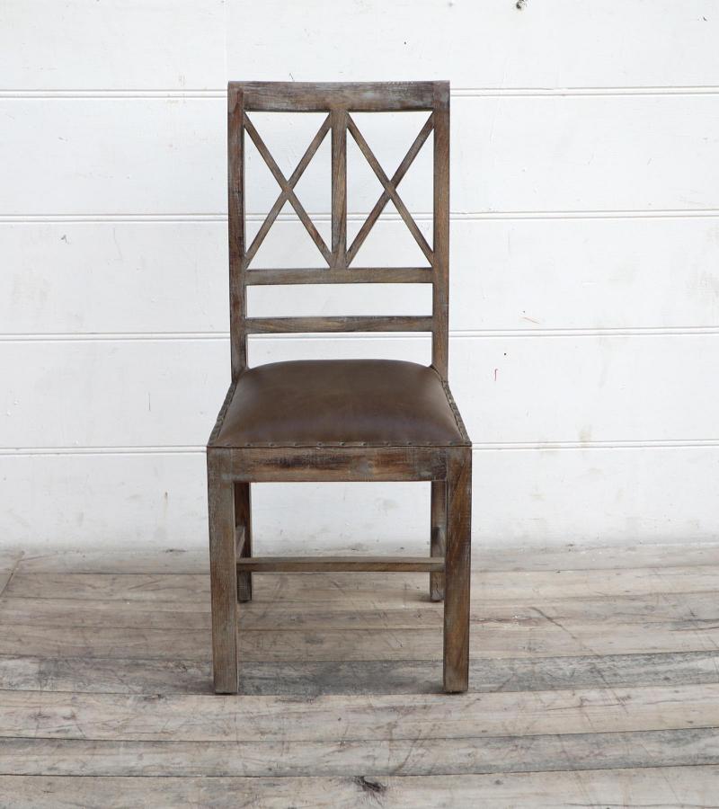 WOODEN CHAIR