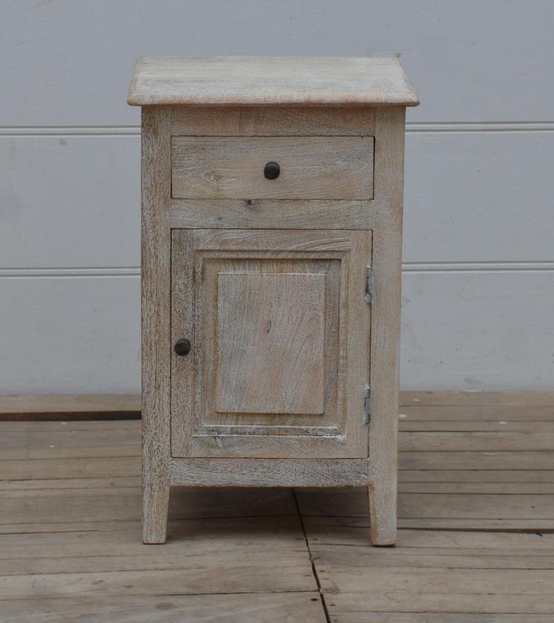 SOLID WOOD NIGHTSTAND / END TABLE