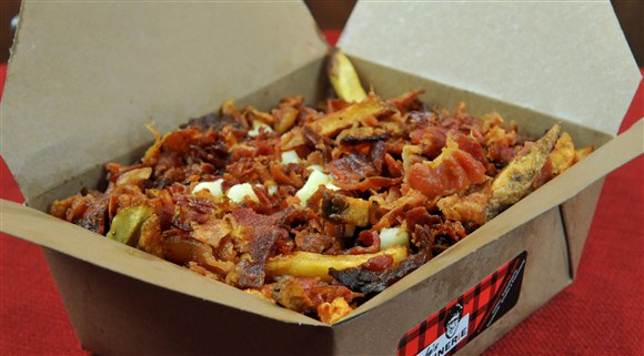 Bacon Cheeseburger Poutine - Smoke's Poutinerie