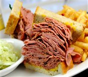 Corned Beef Sandwich (Huge)