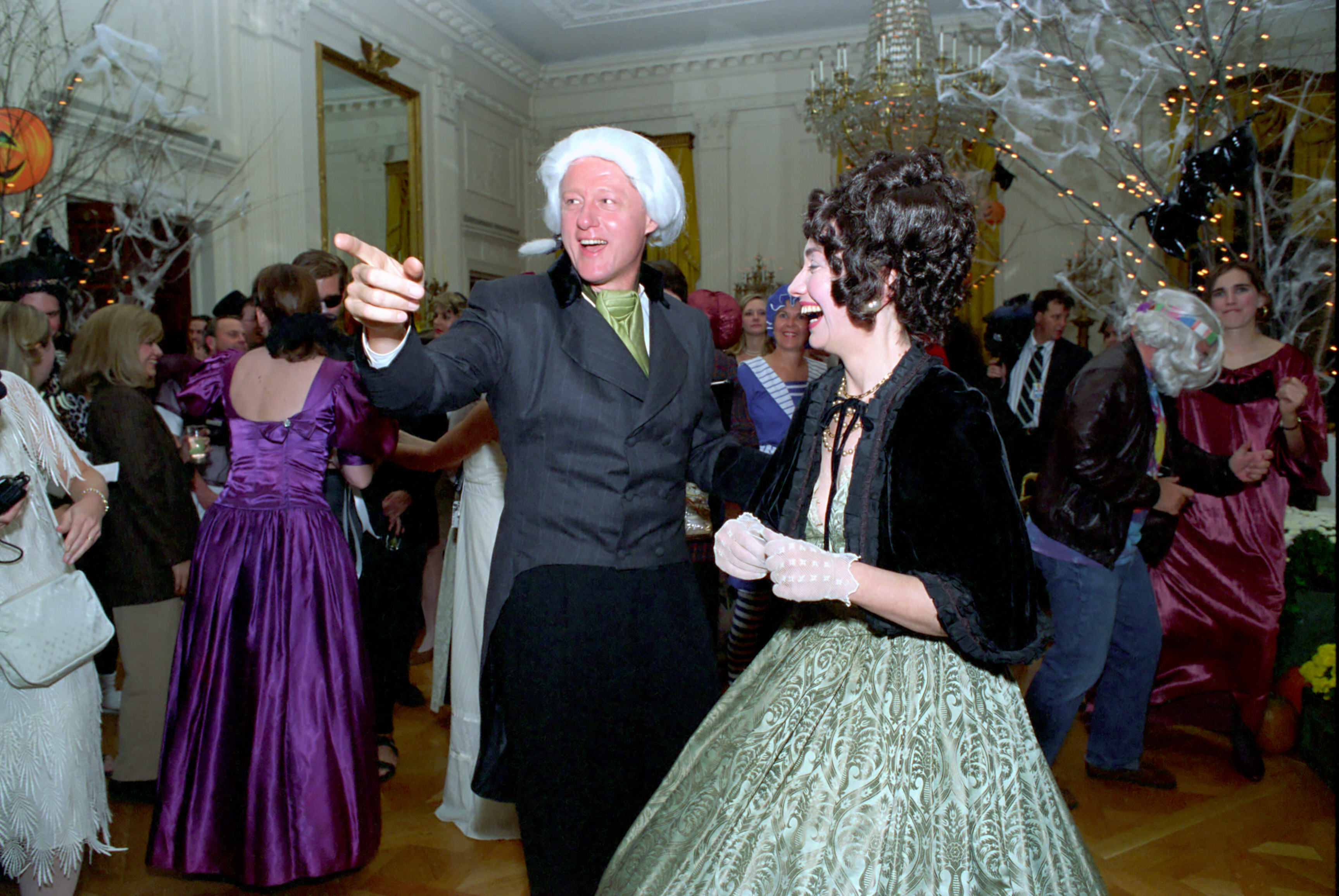 bill clinton in dress History Canvas