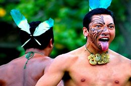 <font face="arial" color="#CF7829">NOVEMBER 2012: NEW ZEALAND</font><br /> With All Classical FM